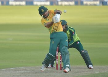 AFP | Aiden Markram hit 54 off 30 balls to help South Africa to a six wicket win over Pakistan in the second T20 on Monday