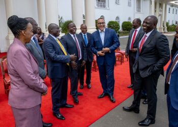 President Ruto with a section of the outgoing Cabinet members at State House Nairobi.Photo/State House